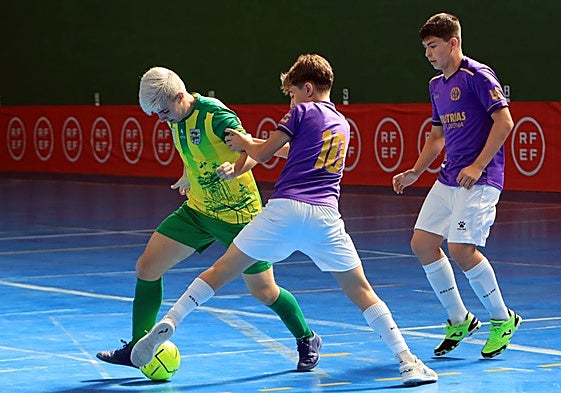 Los infantiles del Sporting Nava, en el partido frente al Santa Coloma