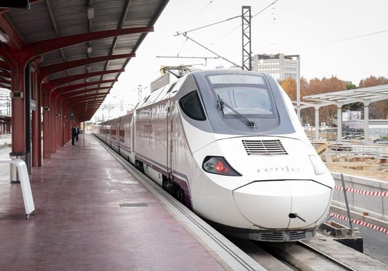 Tren Ave, en el viaje inaugural de la línea a Asturias.