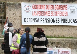 Imagen de archivo de un acto en defensa de las pensiones.