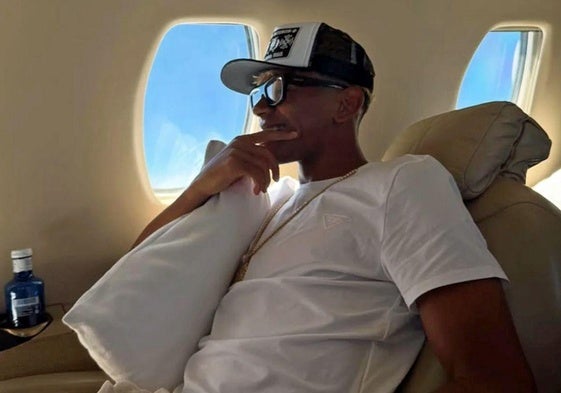 Lamine Yamal viajó en un exclusivo avión privado.