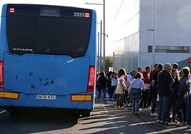 Lanzadera para llegar al edificio CIDE durante un concierto.
