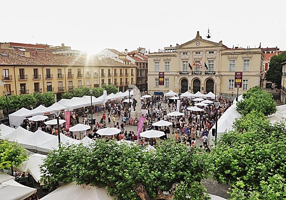 Imagen general de la Plaza Mayor de Palencia