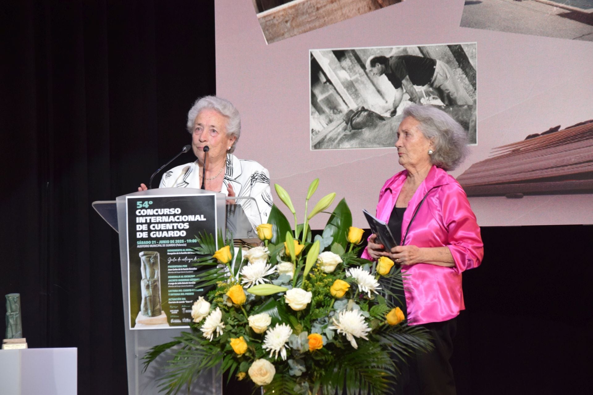 Entrega del premio del Concurso Internacional de Cuentos de Guardo