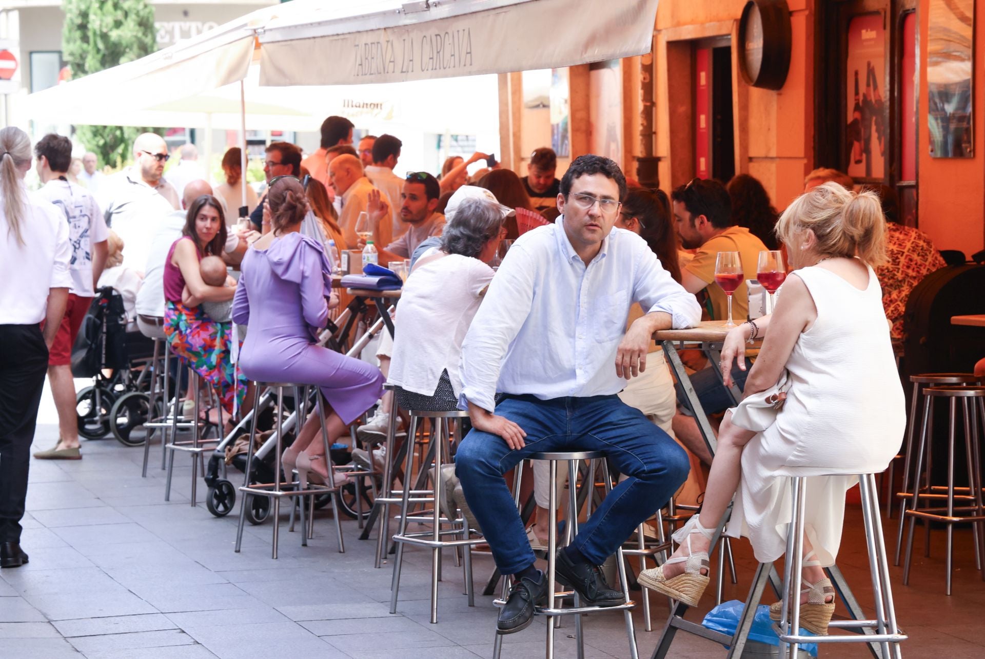 Ambiente en Valladolid a la hora del vermú el Día del Corpus