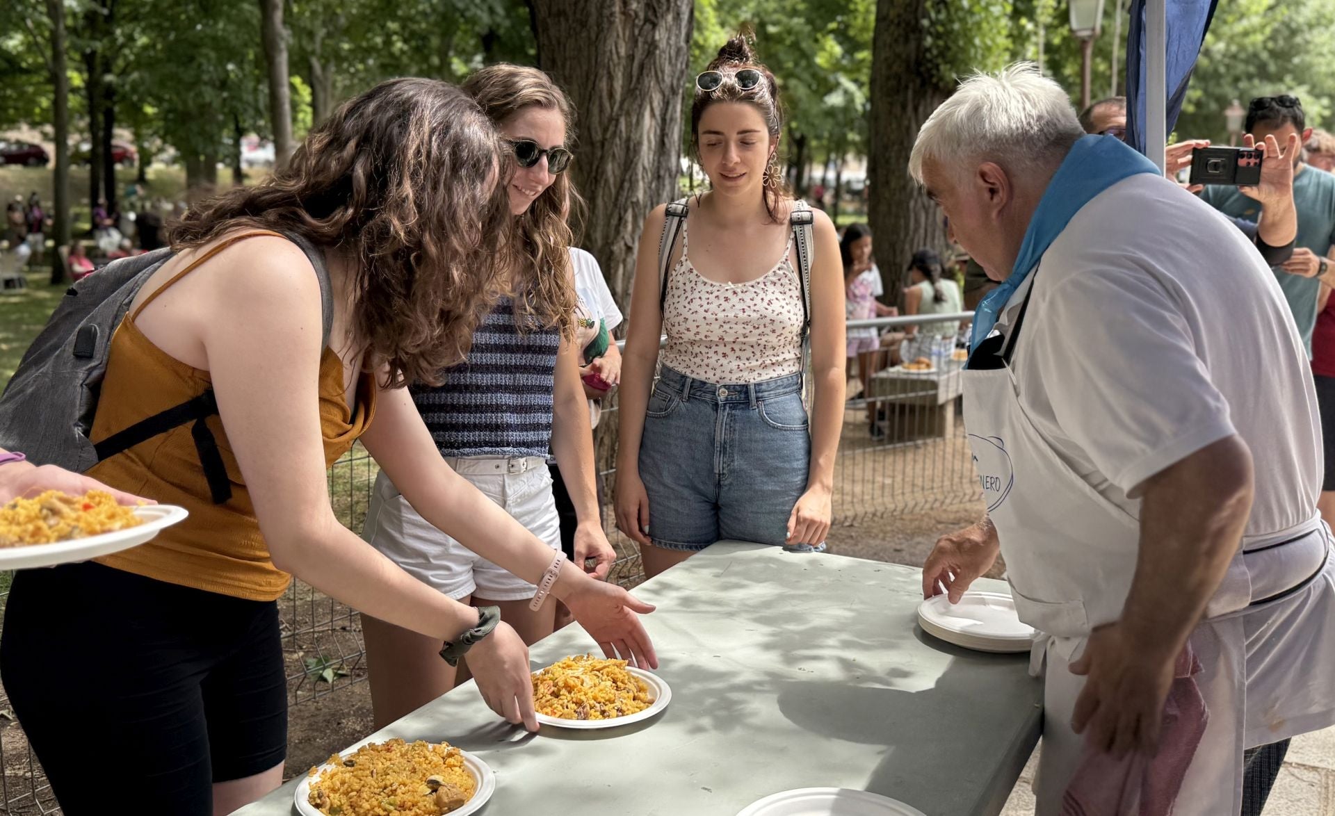 Las mejores fotos de la paella popular en la Fuencisla