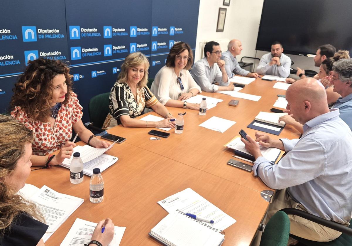 Reunión de la Junta de Gobierno de la Diputación.