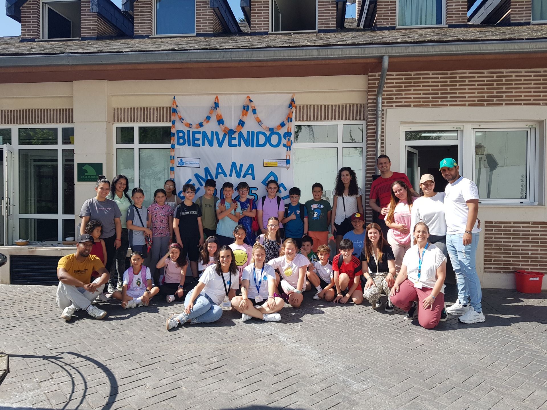 Celebración del día del refugiado en el centro San Juan de Dios de Aguilar