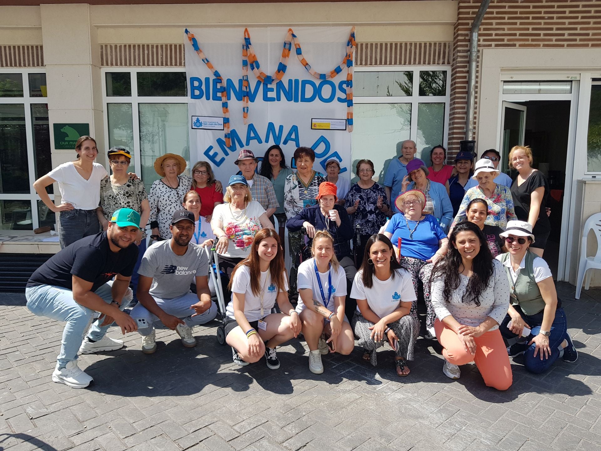 Celebración del día del refugiado en el centro San Juan de Dios de Aguilar