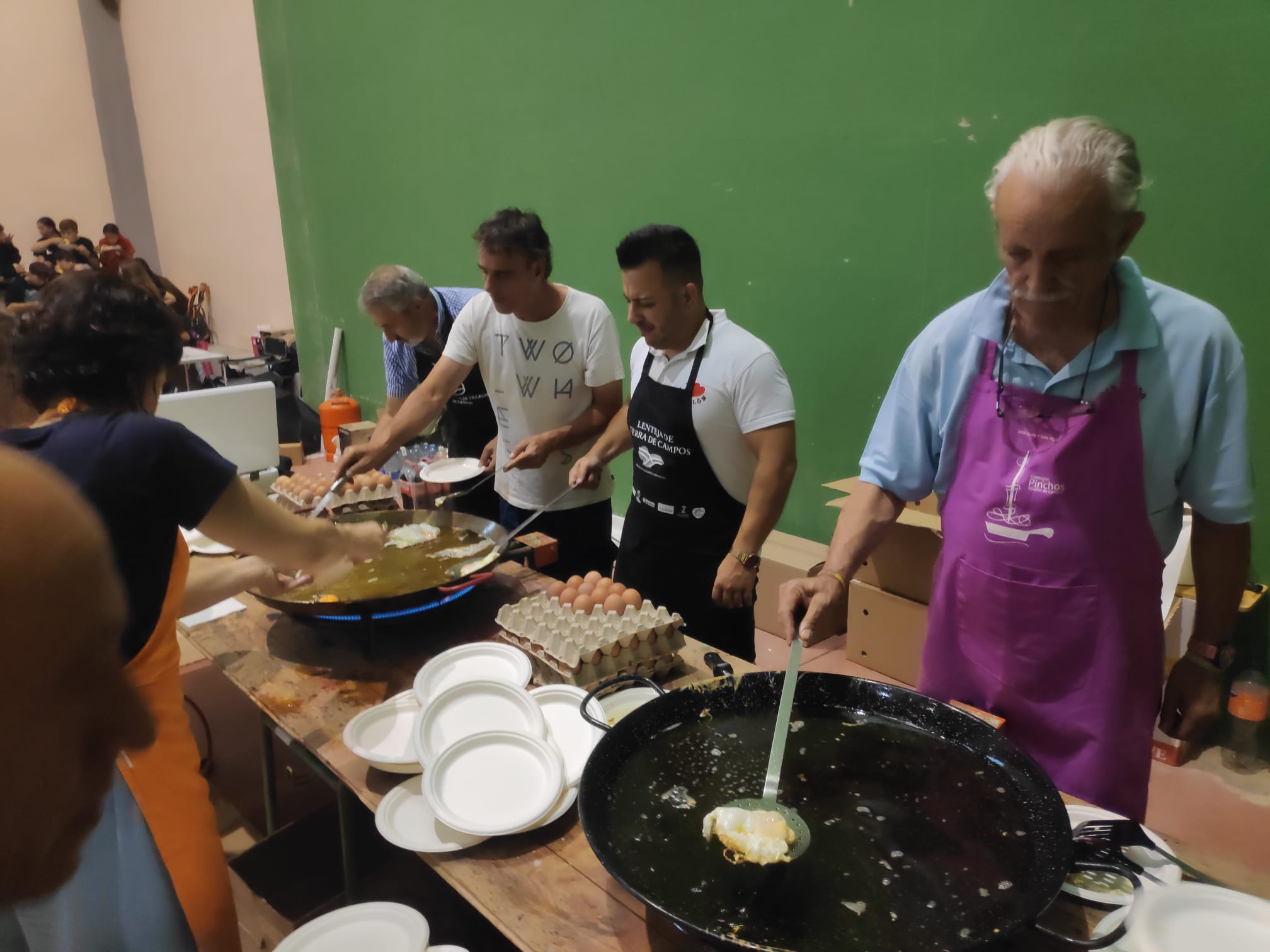 Villalón de Campos vuelve a poner en valor las delicias culinarias del huevo frito