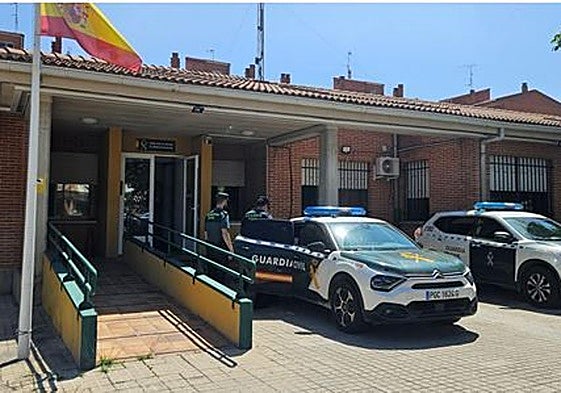 Efectivos de la Guardia Civil en un cuartel de la provincia.