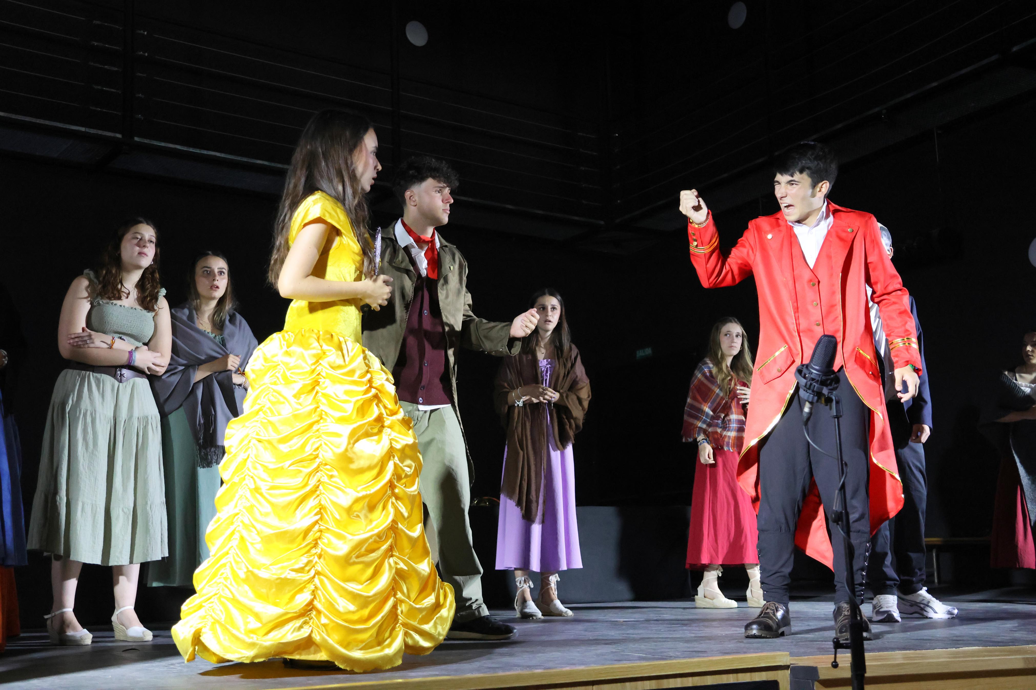 Musical 'La Bella y la Bestia' en Baltanás