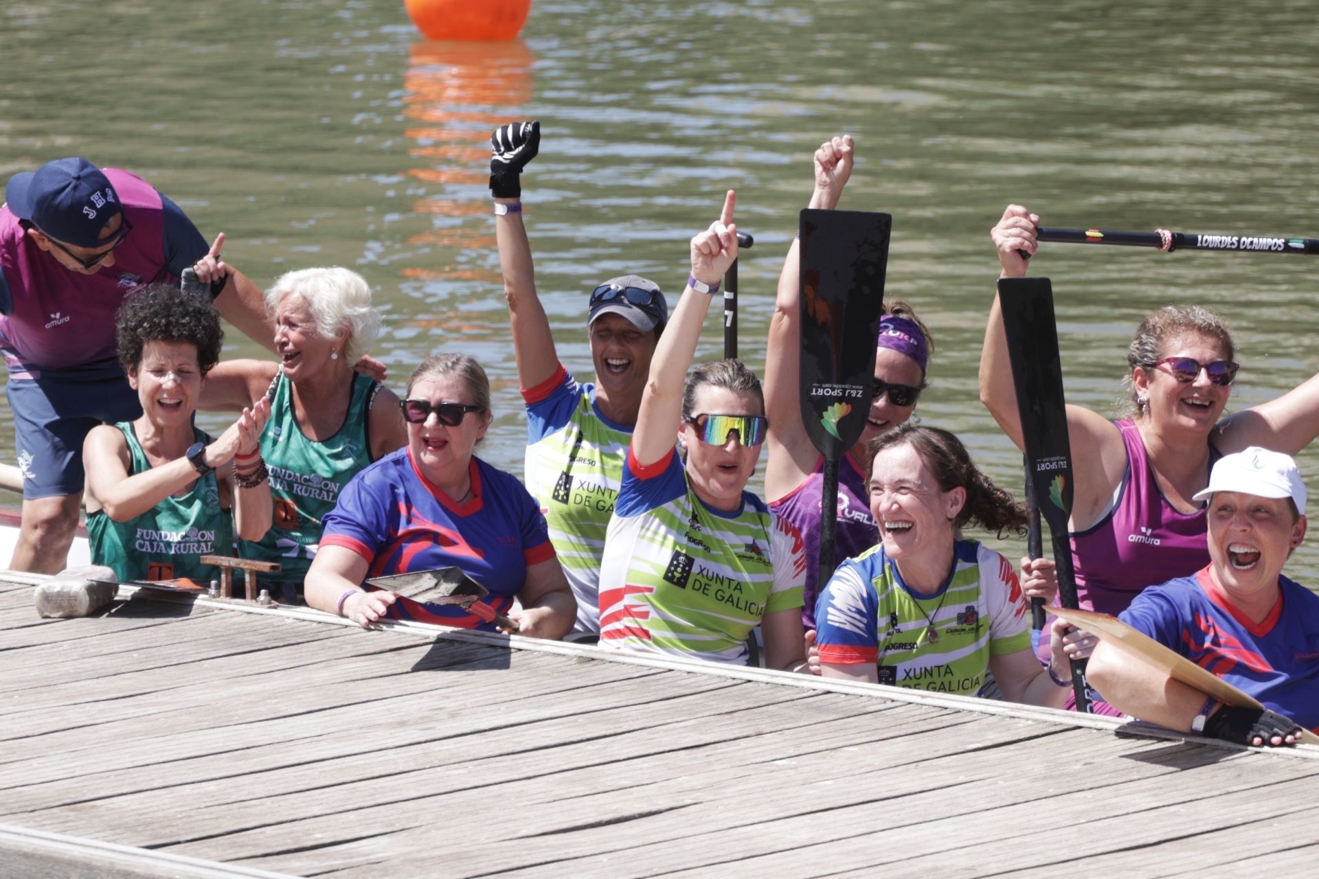 Las imágenes de las Valkirias en el Pisuerga a ritmo de la modalidad Dragon Boat