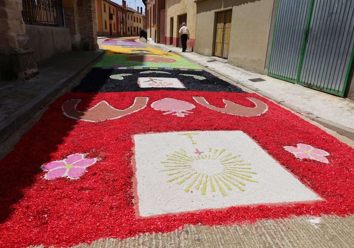 Alfombras florales en Villasarracino.