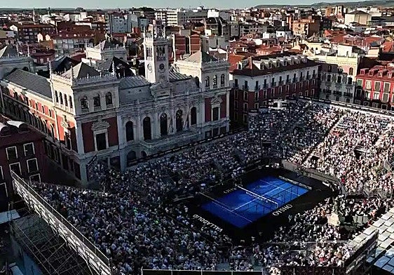 Imagen tomado por un dron del torneo celebrado en el Plaza Mayor de Valladolid.