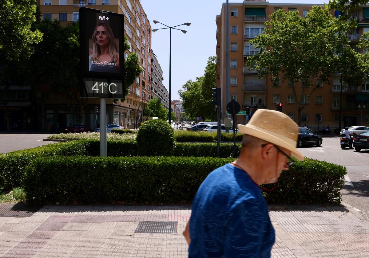 Las altas temperaturas asolan Valladolid en el primer lunes de ola de calor del verano.