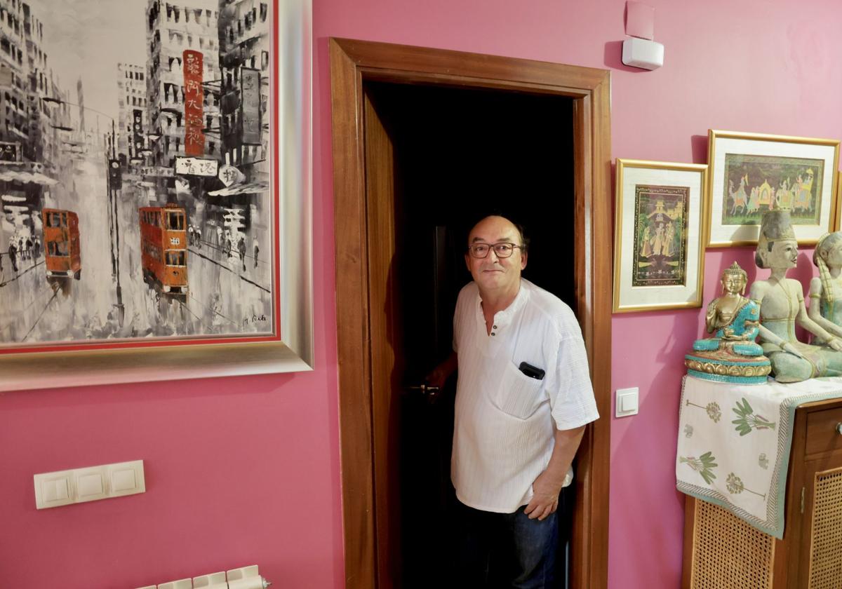 Roberto Bedera, en su casa en La Cistérniga.