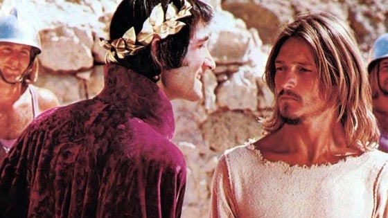 Ted Neeley (derecha), en una escena del filme.'