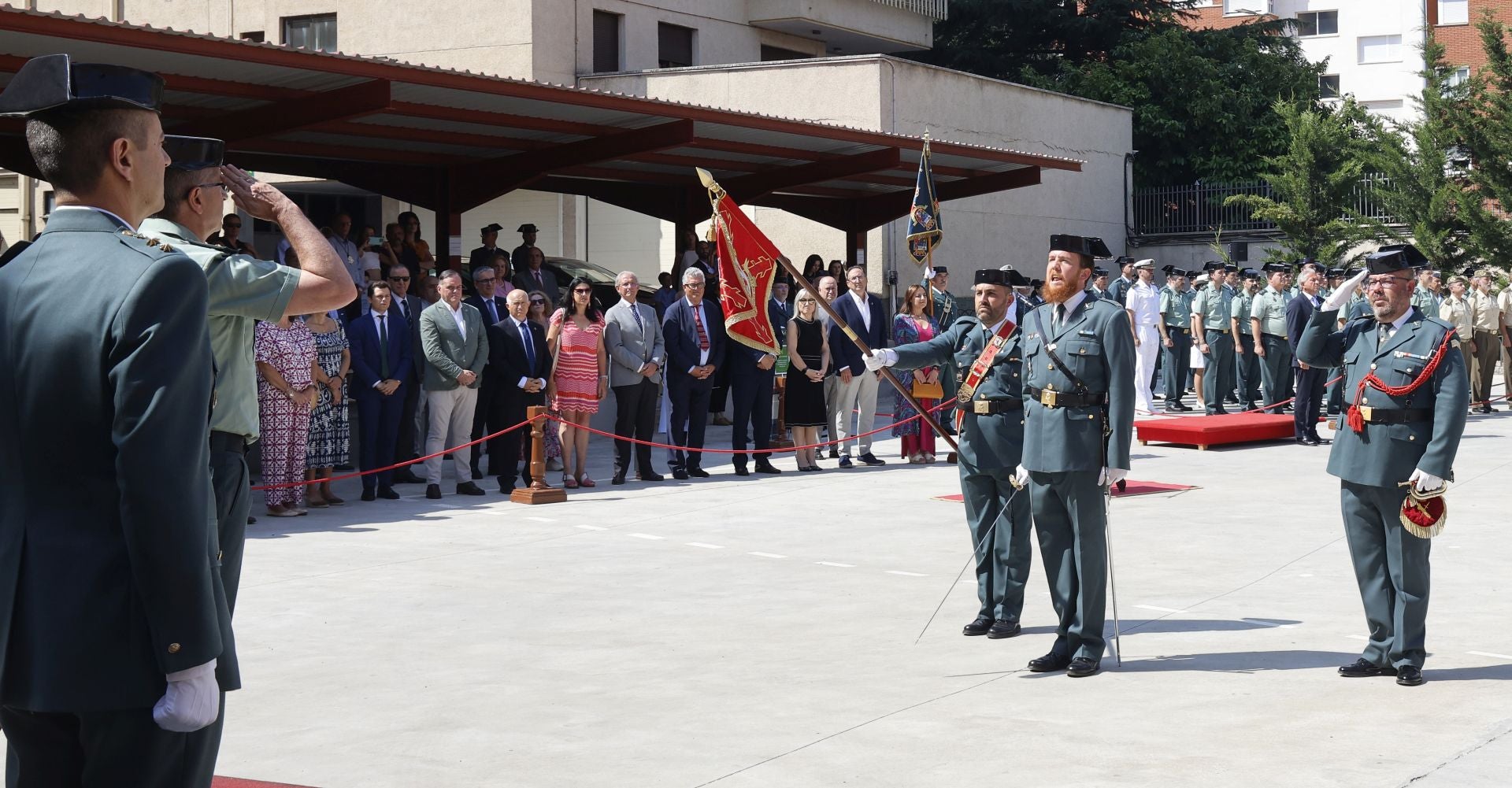 Así ha sido la toma de posesión del nuevo jefe de la Comandancia de Palencia