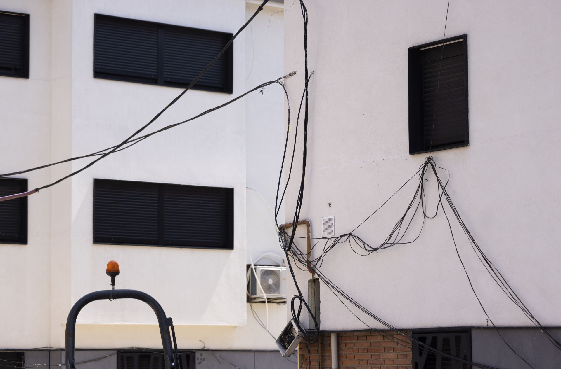 Comienzo de las obras de rehabilitación de las viviendas del barrio.