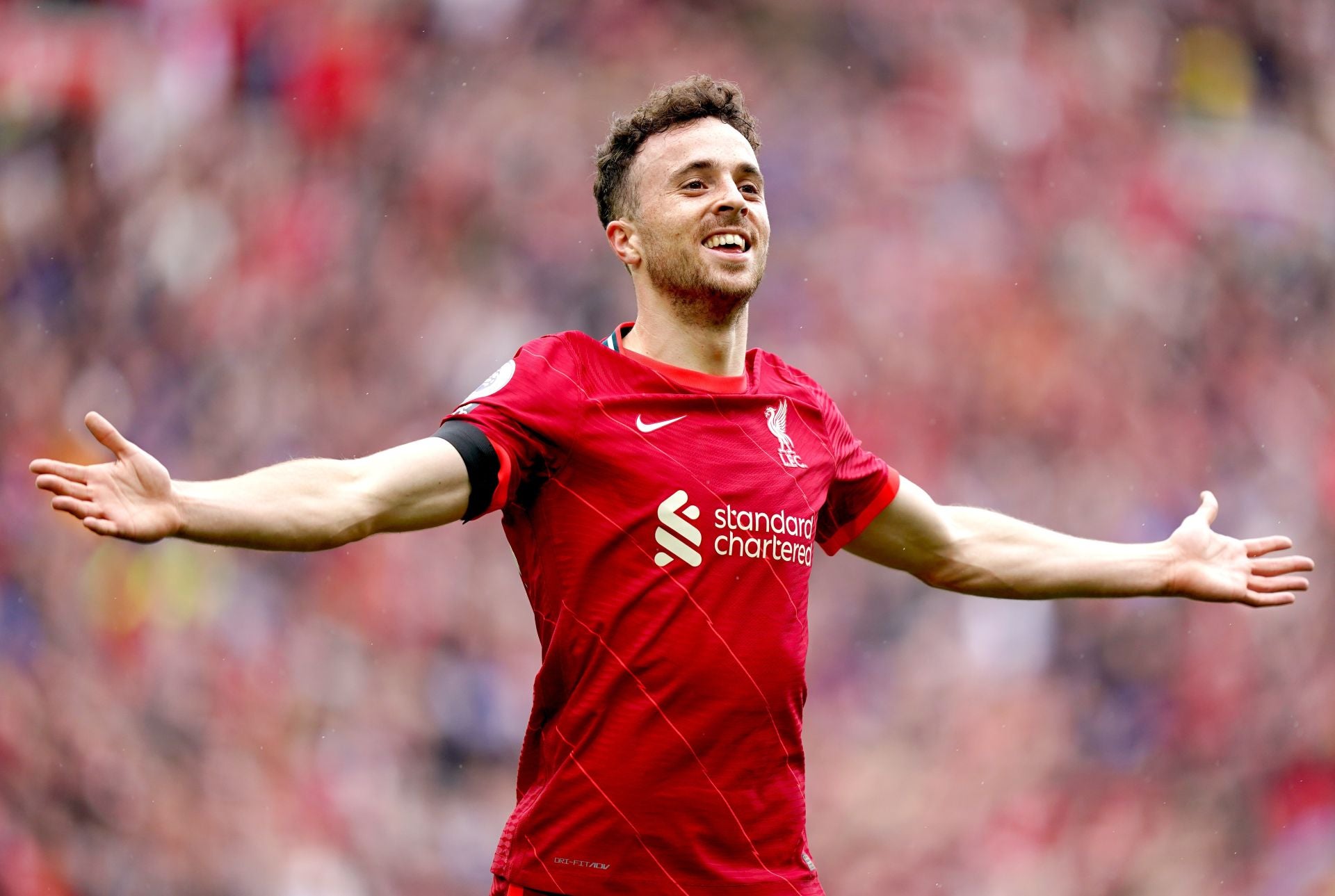Diogo Jota celebra un gol frente al Burnley.