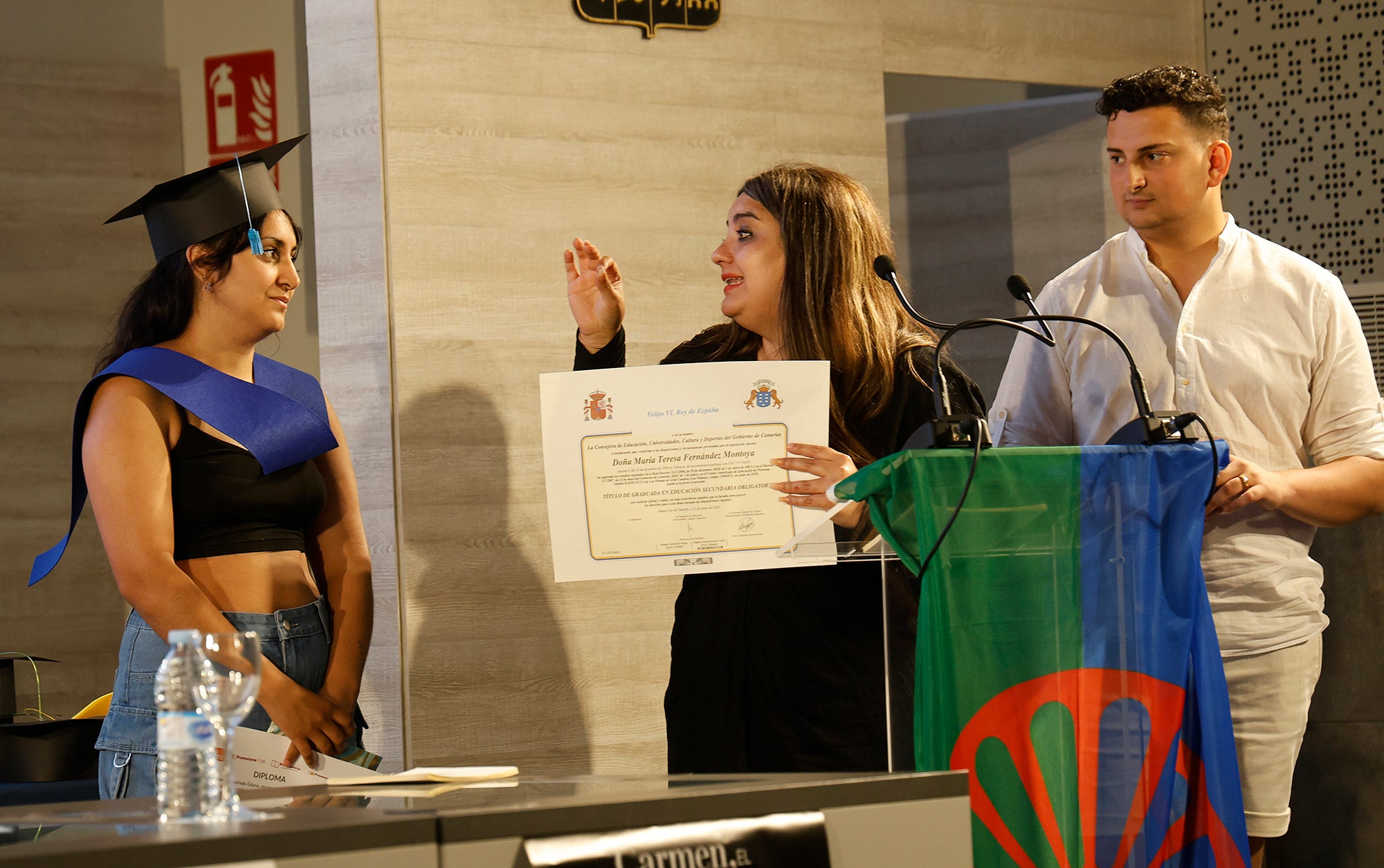 Los estudiantes gitanos celebran sus logros académicos en el Centro Cultural Provincial