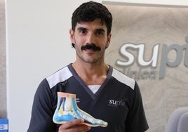 El podólogo Héctor Alonso, uno de los más reconocidos en redes sociales.