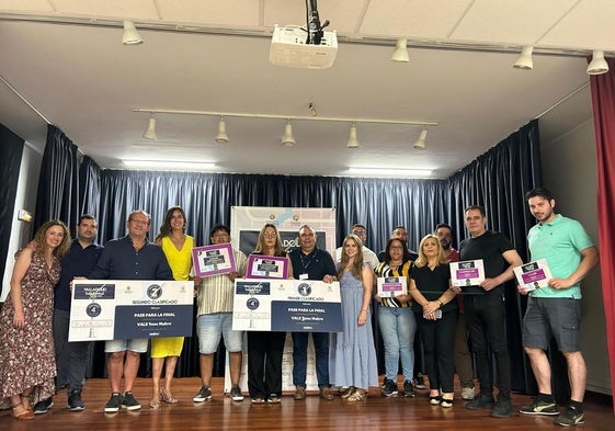 Entrega de premios a los ganadores en el centro cívico Esgueva.