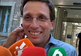José Luis Mártinez-Almeida.