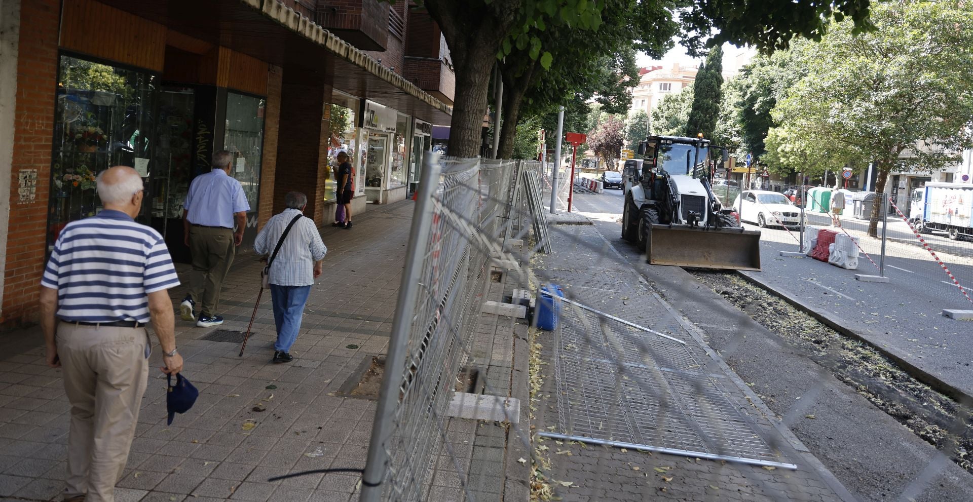 Las obras de la red de calor llegan a la avenida Casado del Alisal