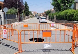 Nuevo socavón en el núcleo de El Espinar.