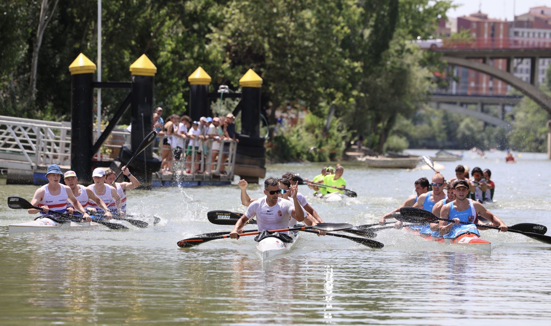 Las imágenes de la Regata Internacional K4 celebrada en aguas del Pisuerga