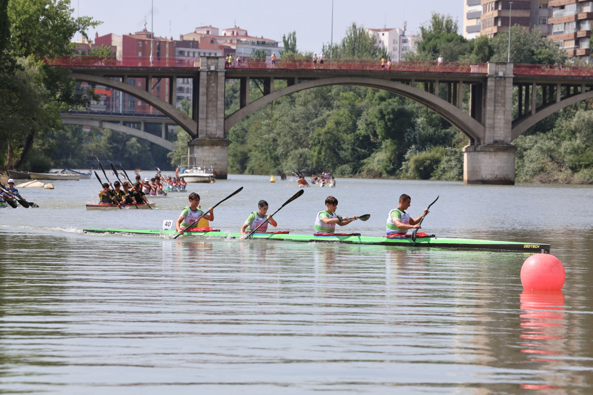 Las imágenes de la Regata Internacional K4 celebrada en aguas del Pisuerga