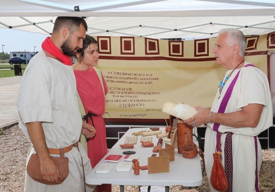 Taller de escritura romana en La Olmeda.