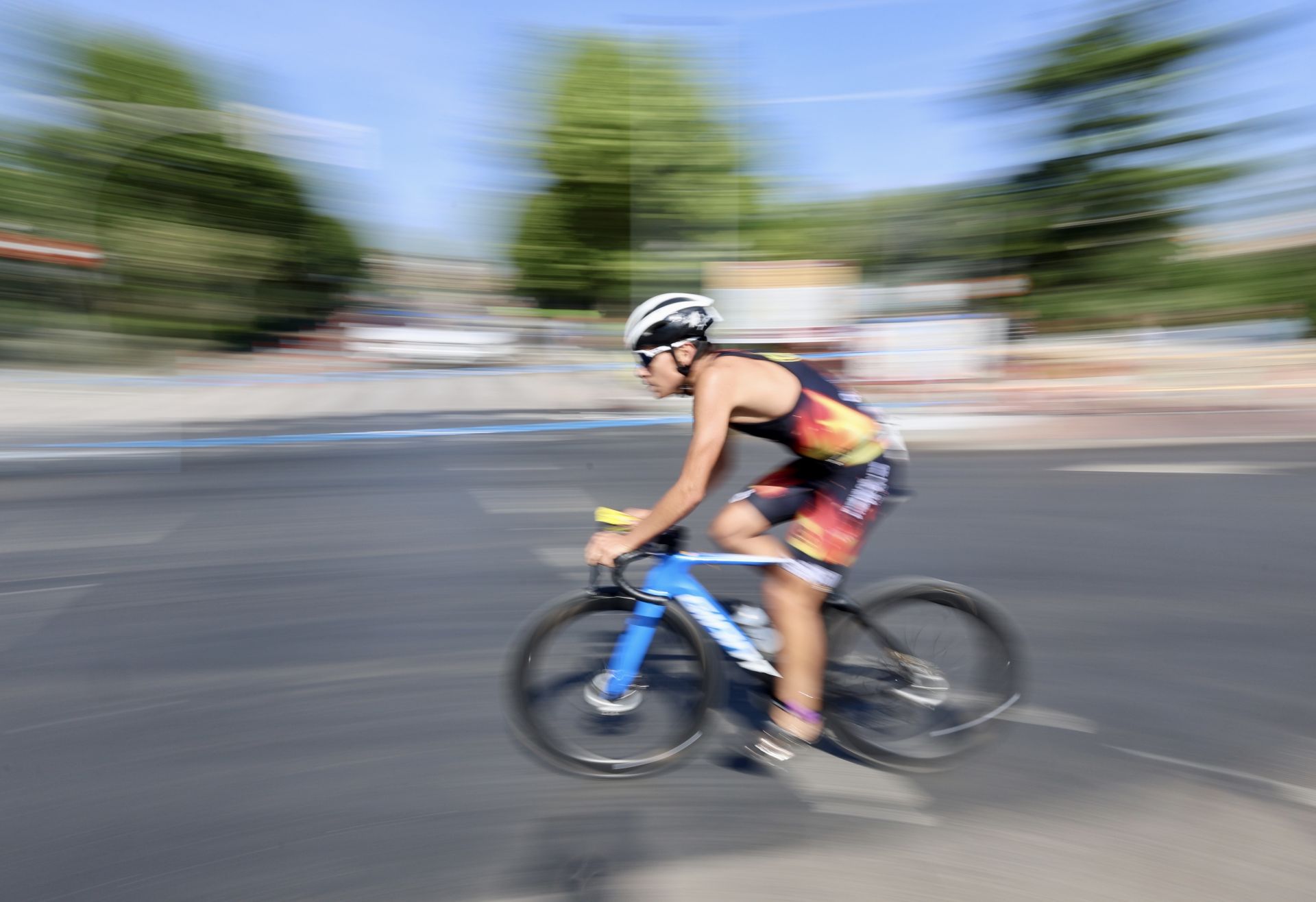 Doscientos atletas prueban su resistencia en la XXVII edición del Triatlón Ciudad de Valladolid