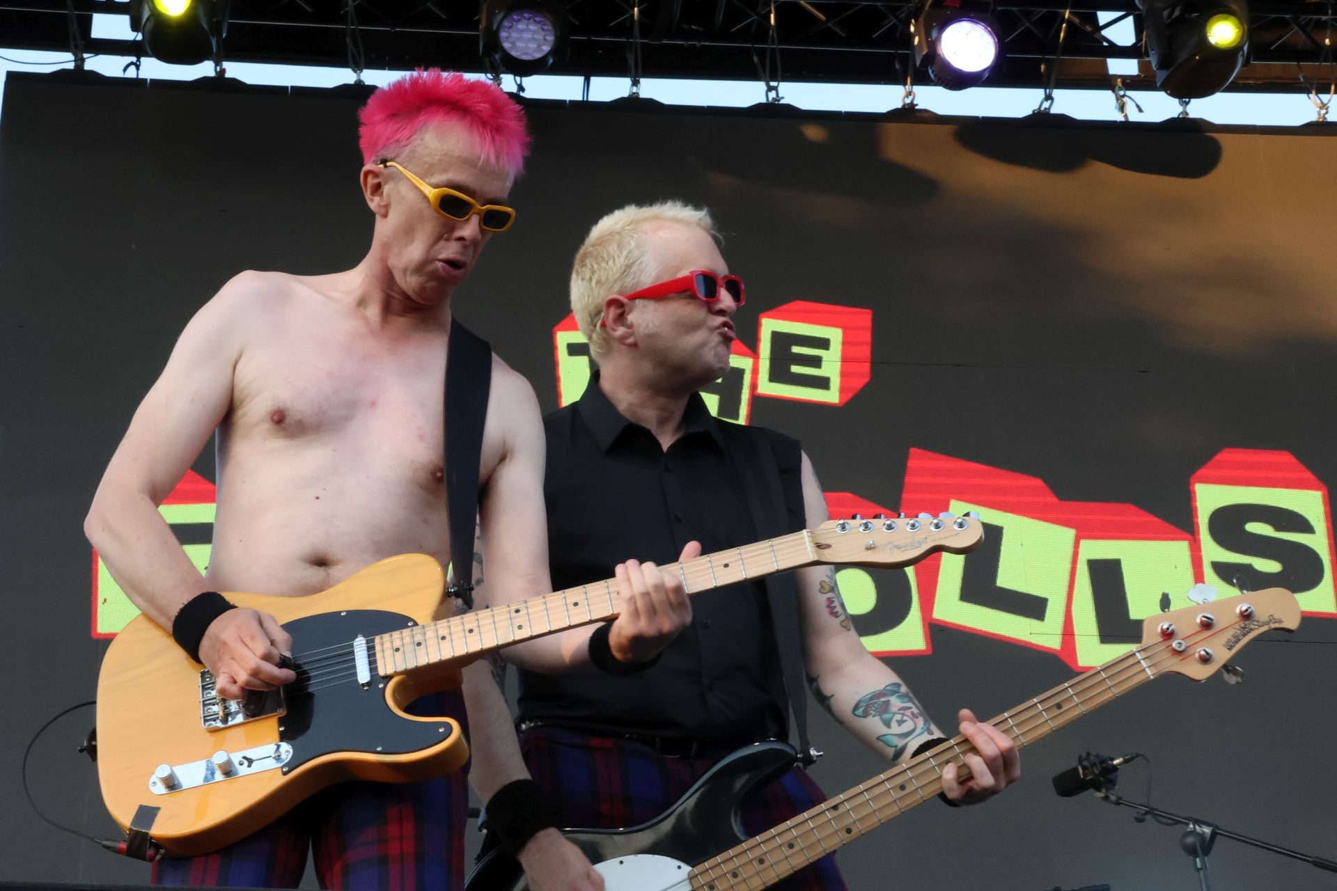 Imágenes de The Toy Dolls en el festival El Milanito.