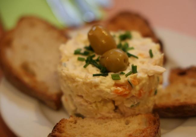 Ensaladilla rusa del Patio del Olivo.