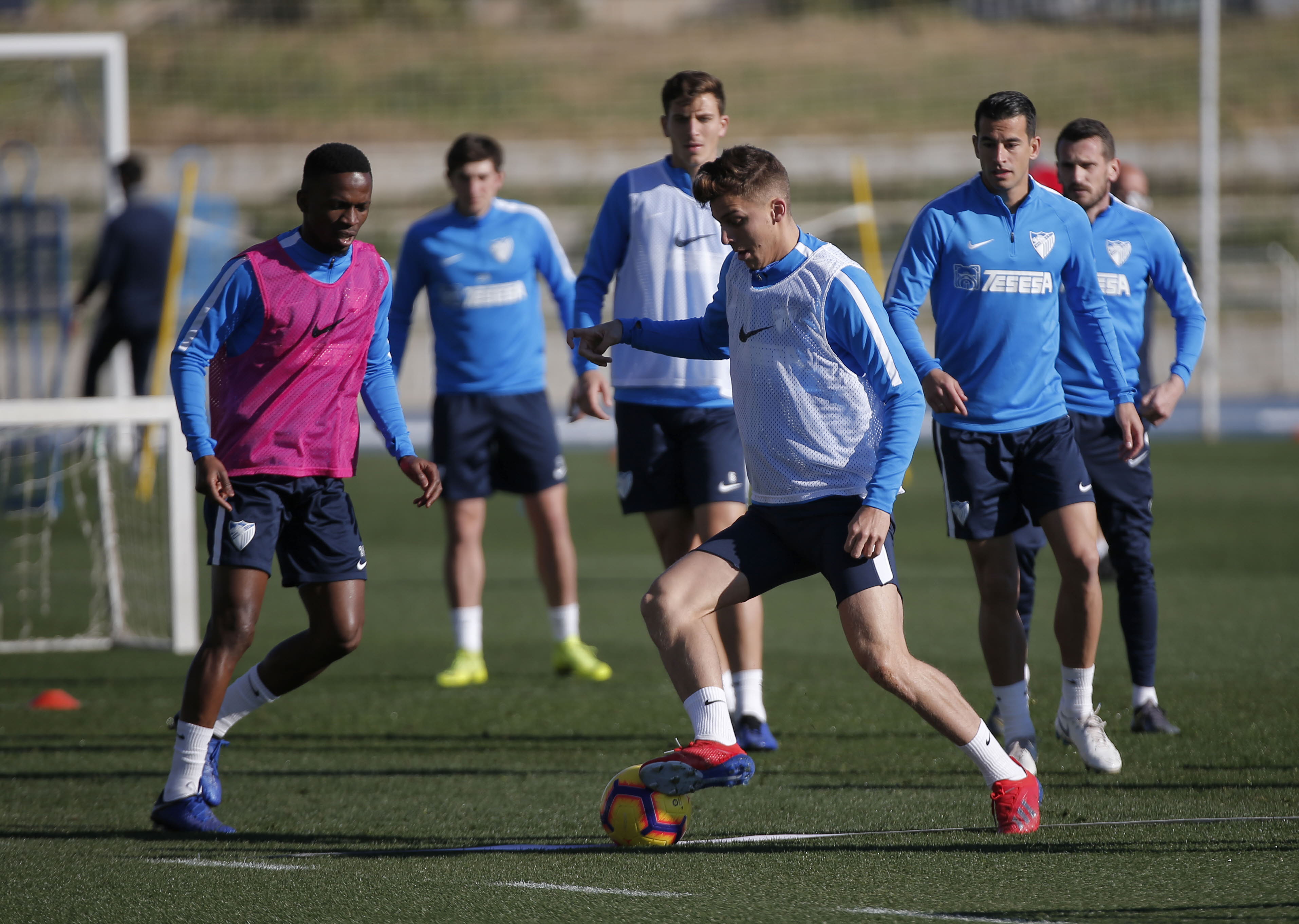 Alejo, en un entrenamiento del Málaga.