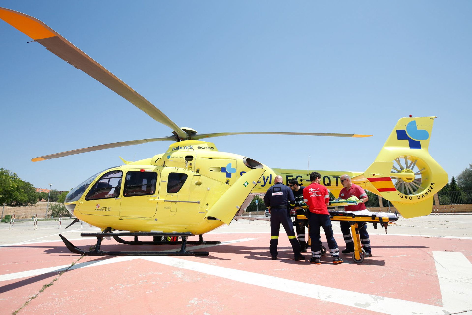 Uno de los helicópteros sanitarios que tiene contratados Sacyl en este momento.