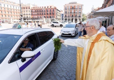 Los taxistas de Valladolid piden «seguridad» a su patrón San Cristóbal