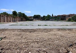 Terrenos del antiguo Regimiento, tras las obras apra su limpieza.