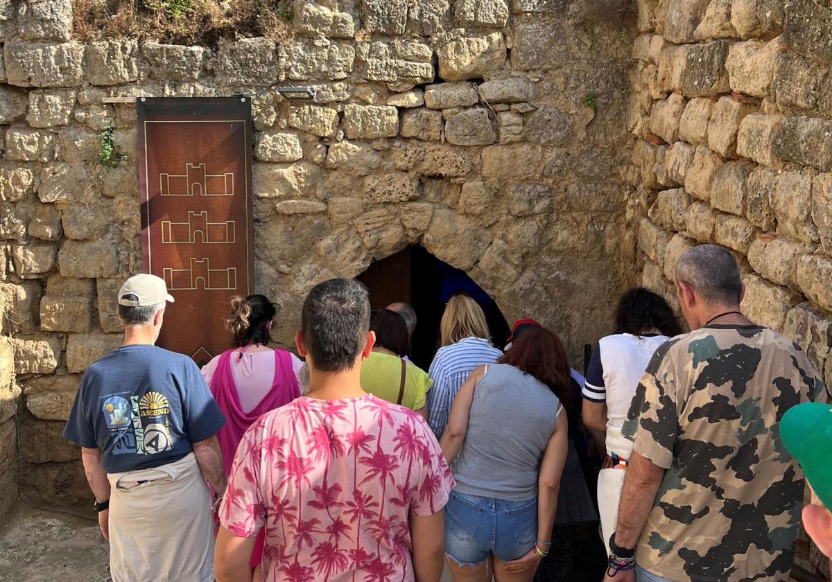 Visita al castillo de Trigueros del Valle.