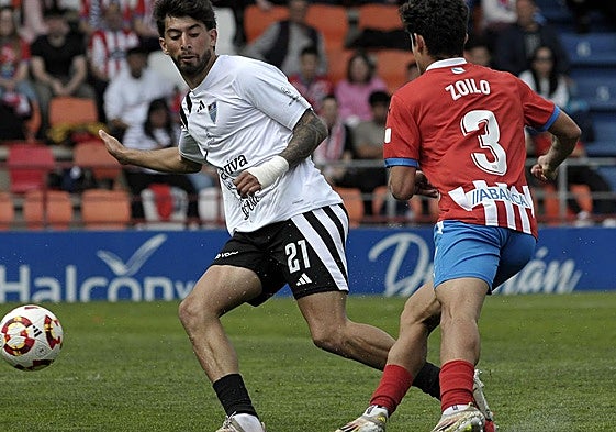 Juan Silva, durante un partido con la Segoviana.