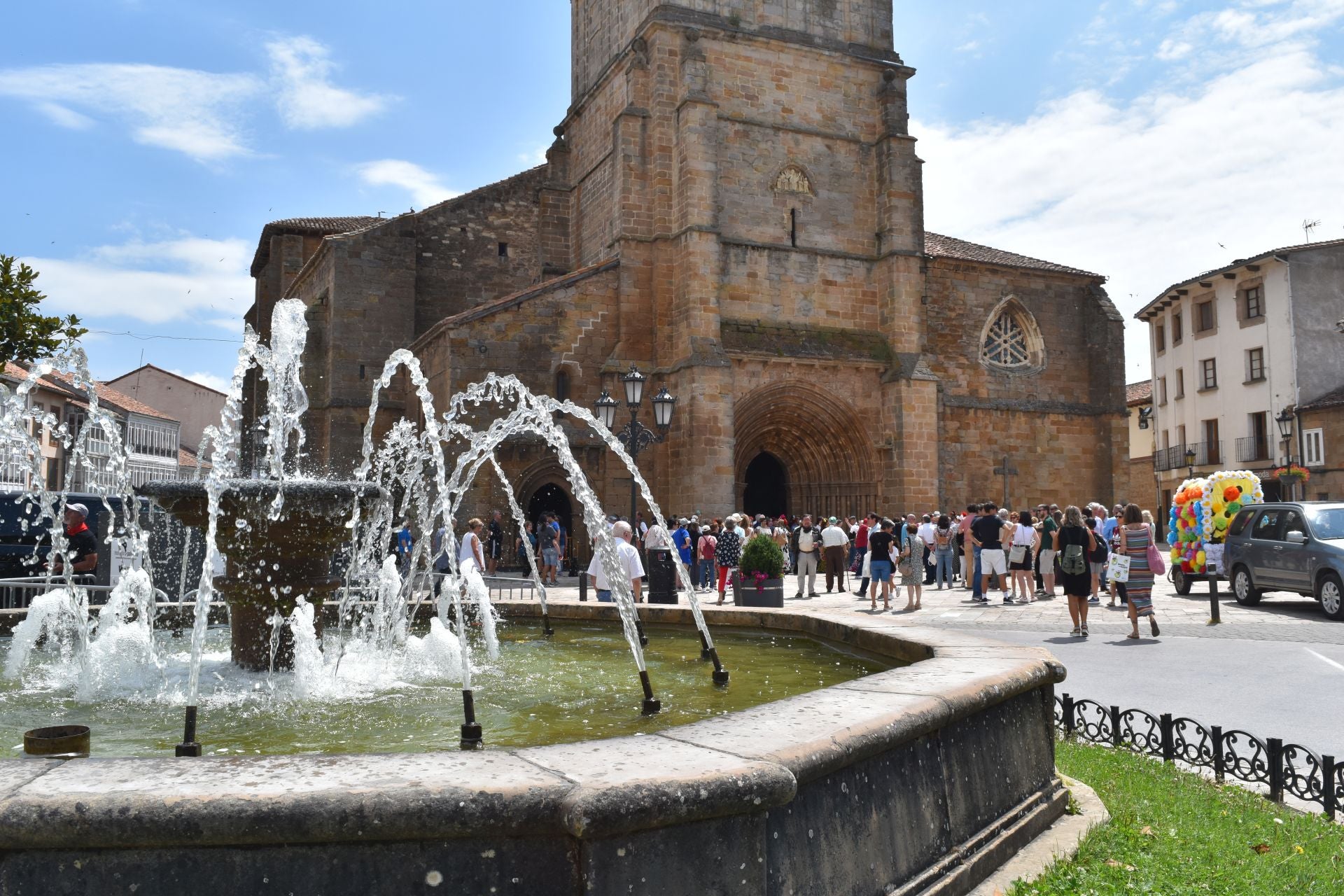 Aguilar funde la feria gastronómica con las sevillanas