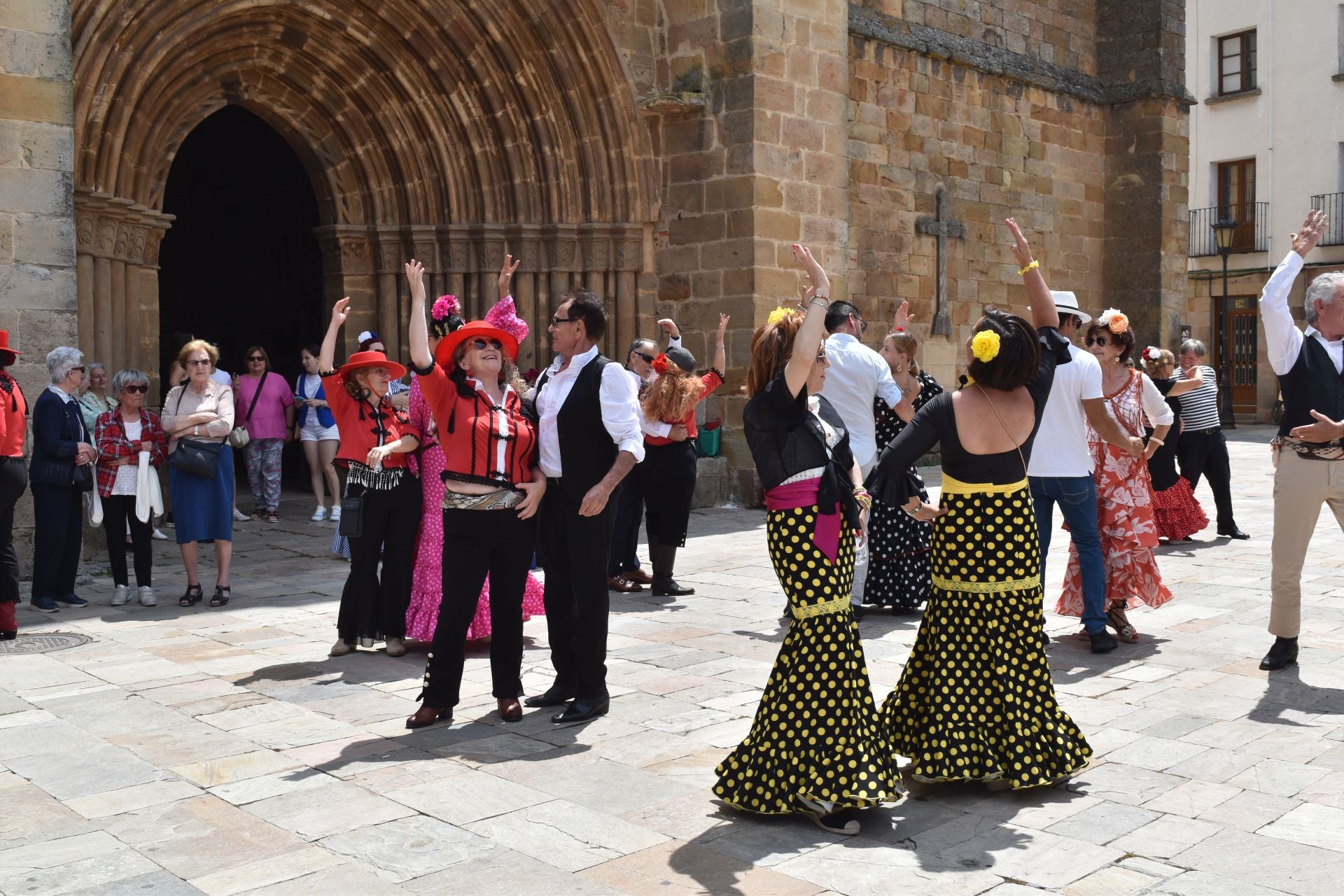 Aguilar funde la feria gastronómica con las sevillanas