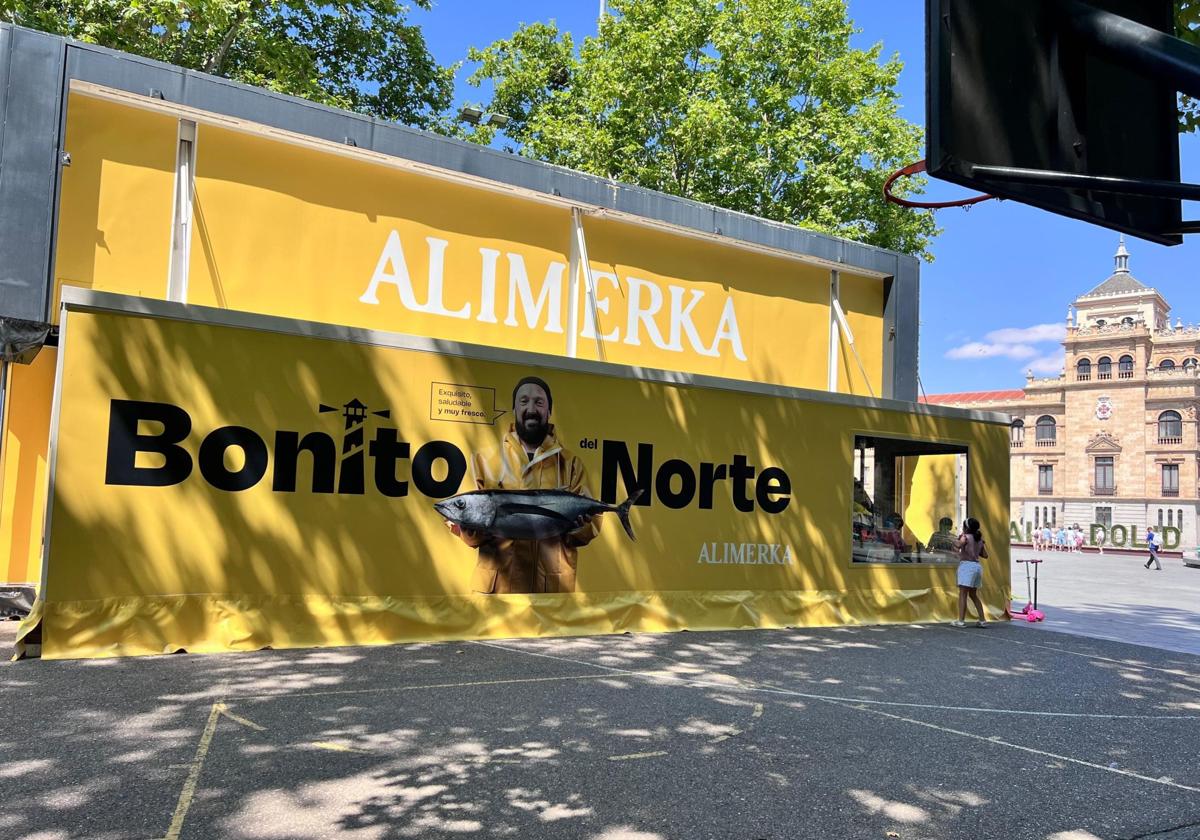 El Paseo Central del Campo Grande ha acogido el expo tráiler de Alimerka durante este sábado.