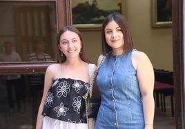Ana Benito (i), junto a la corregidora de 2024.