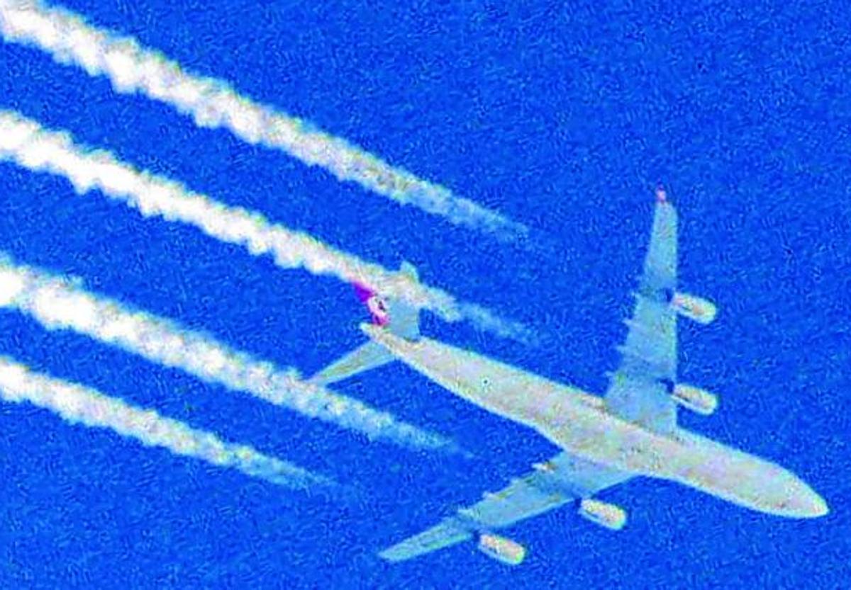 Estela de un avión.