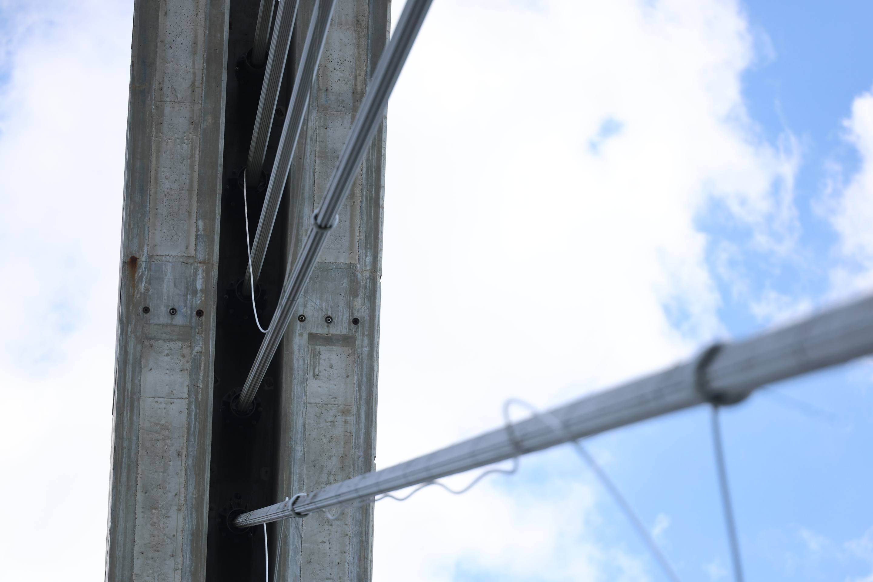El estado del puente de Hispanoamérica de Valladolid, en imágenes