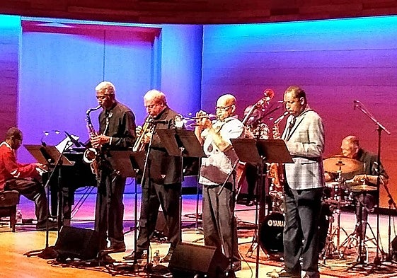 Integrantes de The Cookers, durante un concierto.