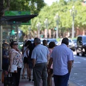 La parada del Paseo de Zorrilla, 65 en dirección hacia el centro a la altura de El Corte Inglés es la más concurrida de la ciudad.